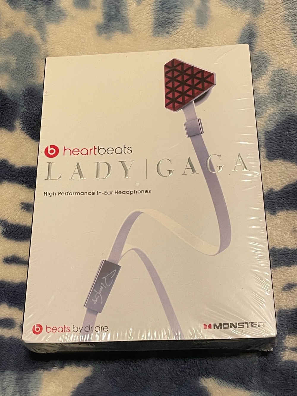 SEALED Lady Gaga Heartbeats By Dr. Dre Headphones In Red/White - NWT RARE HTF